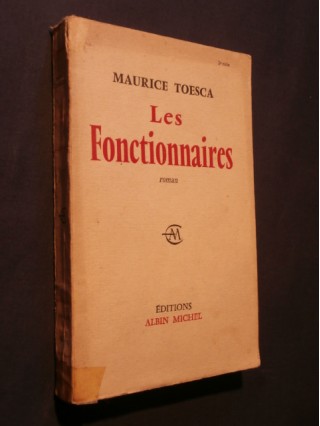 Les fonctionnaires