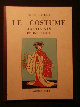 Le costume japonais et indonésien